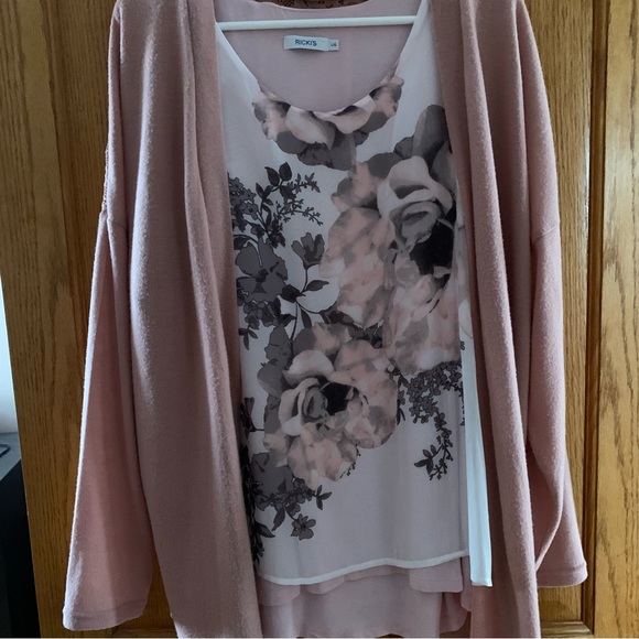 Ladies Two Piece Sweater Top Combo - Picture 1 of 7